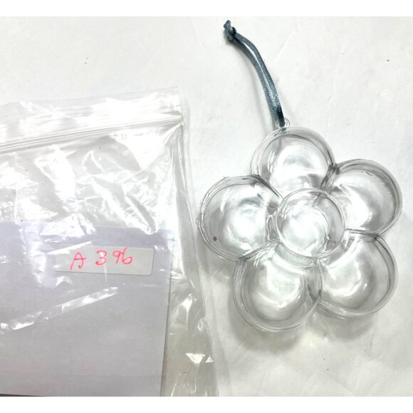 Clear Flower-Shaped Plastic Ornament Set With Hanging String A396 - Picture 4 of 4